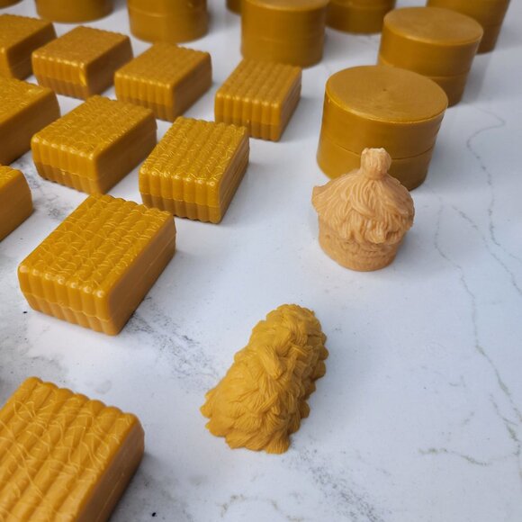 Large lot of pretend play farm playset haybails. Bundle with farm animals. - Picture 6 of 6